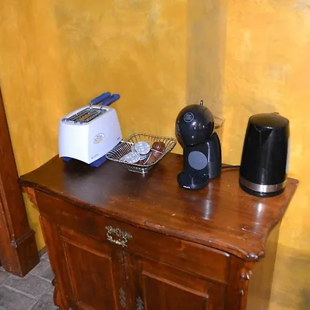 La Dimora Della Luna Giallo