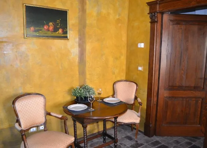 La Dimora Della Luna Giallo