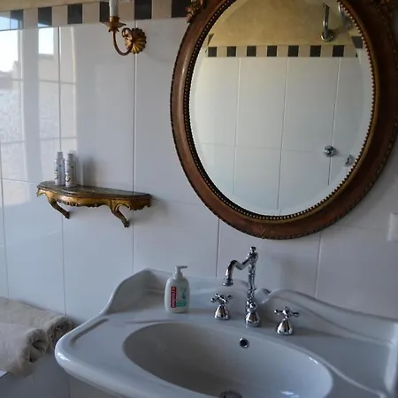 La Dimora Della Luna Giallo Daire *