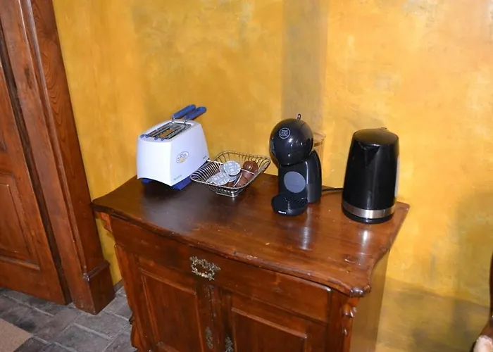 La Dimora Della Luna Giallo